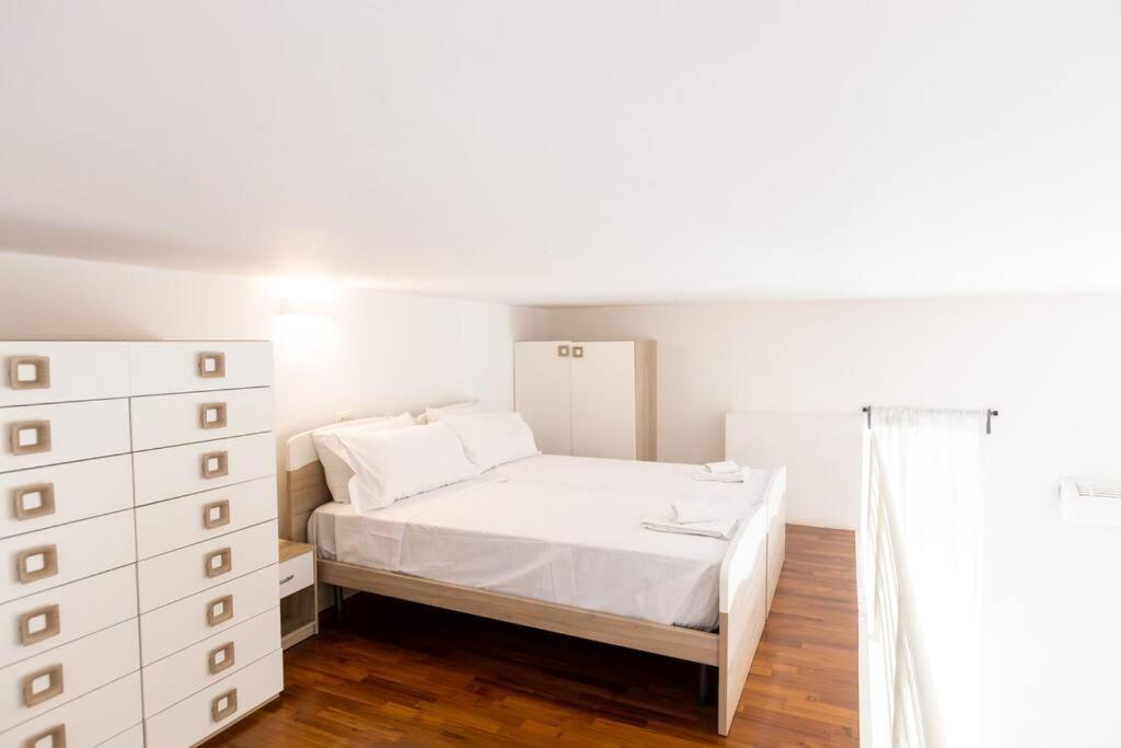 Loft2 Via Morosini Centro Varese - Ixihome Exteriör bild
